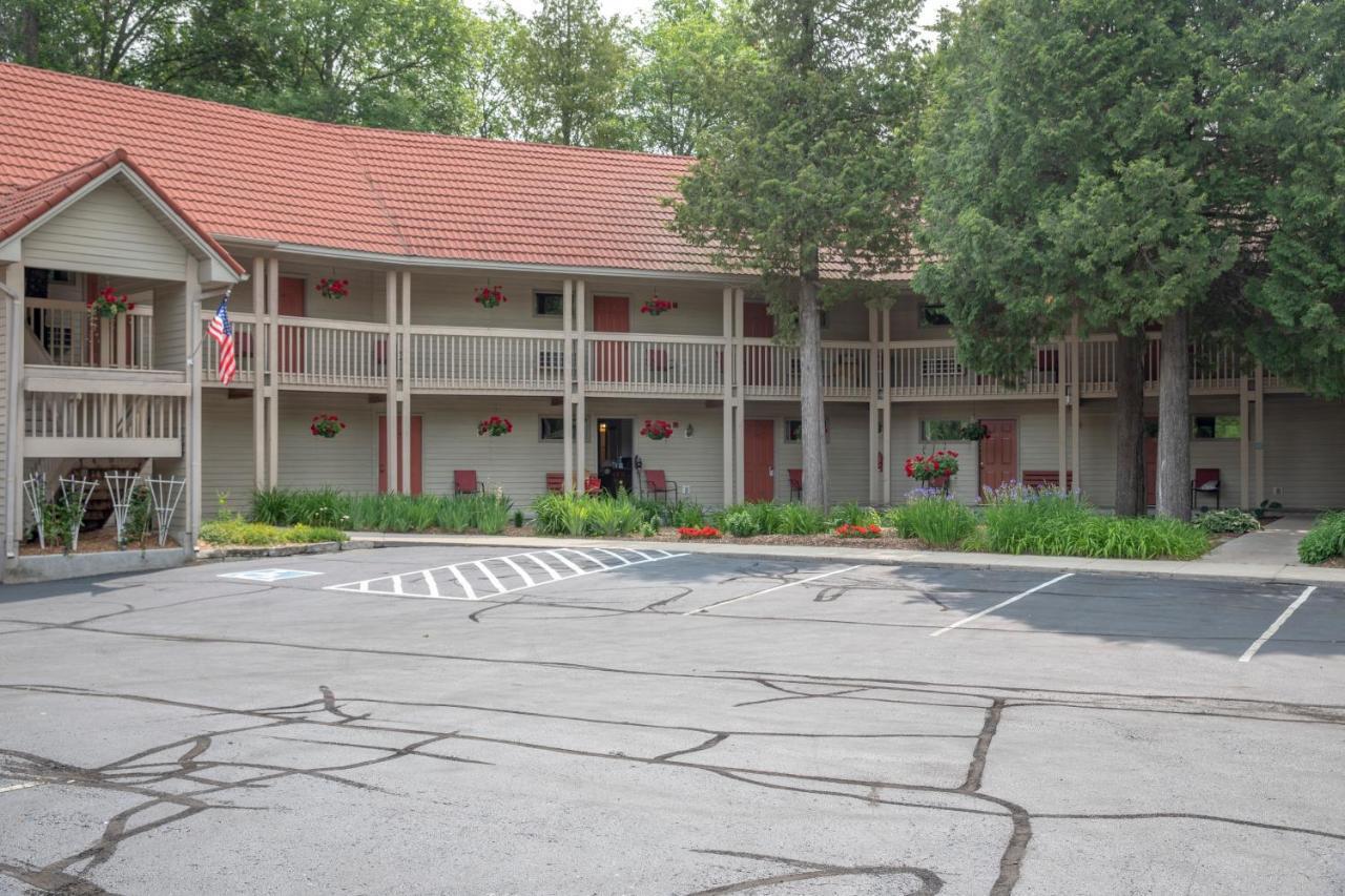 Ridges Inn & Suites Baileys Harbor Εξωτερικό φωτογραφία