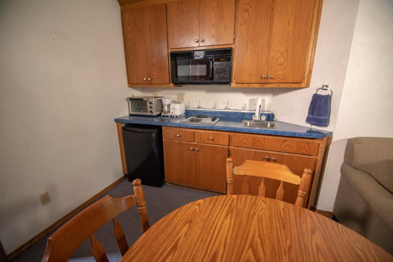 Ridges Inn & Suites Baileys Harbor Εξωτερικό φωτογραφία